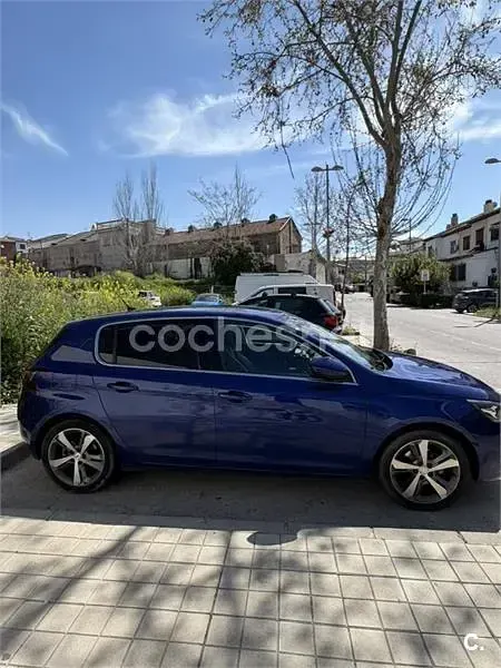 Usado Peugeot 308 Allure 130 CV (95 kW) 2019 Azul Berlina