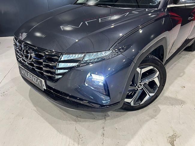 Usado Hyundai Tucson 265 CV (194 kW) 2024 Gris / plata SUV