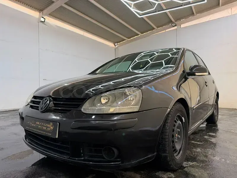Usado VW Golf IV Sportline 140 CV (102 kW) 2004 Negro Berlina