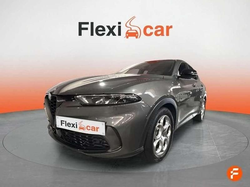 Usado Alfa Romeo Tonale Sprint 131 CV (96 kW) 2023 Gris SUV