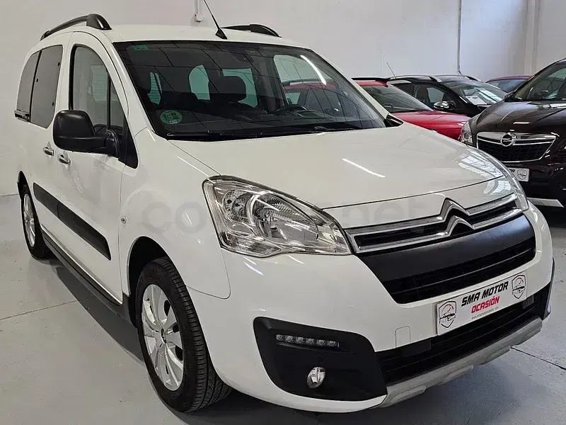 Usado Citroën e-Berlingo PureTech 110 CV (80 kW) 2018 Blanco Monovolumen