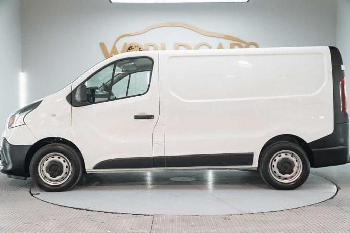 Usado Renault Trafic 120 CV (88 kW) 2021 Monovolumen