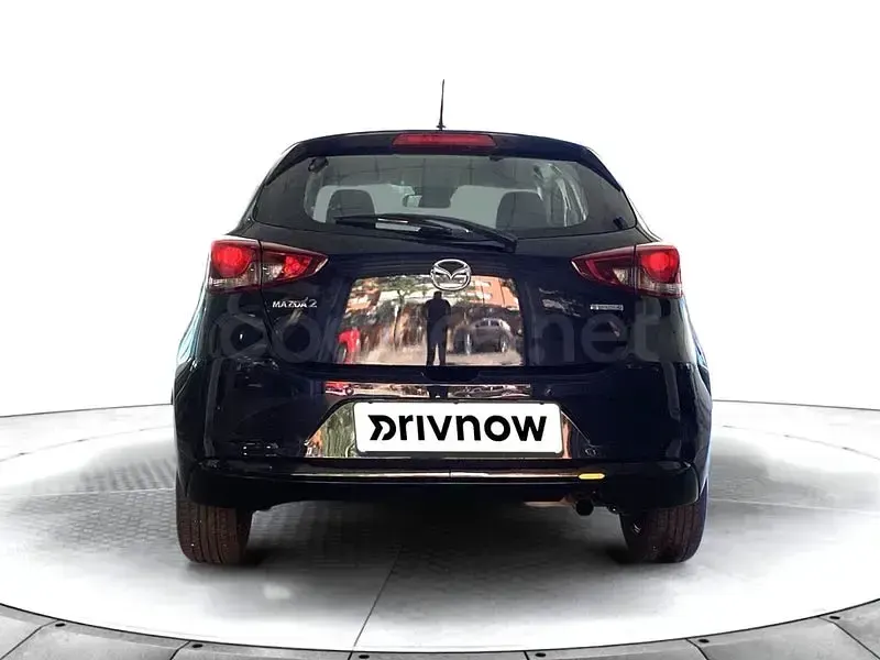 Usado Mazda 2 Center-Line 90 CV (66 kW) 2023 Negro Utilitario