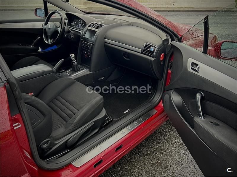 Usado Peugeot 407 Coupe 211 CV (155 kW) 2006 Granate Coupe