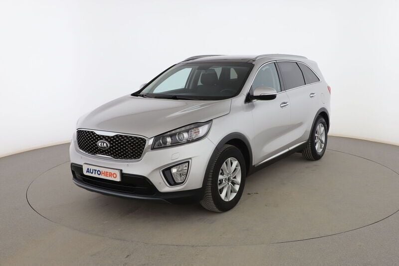 Gris Usado 2015 Kia Sorento SUV | 16.599 € (Precio justo) - Imagen 1/4