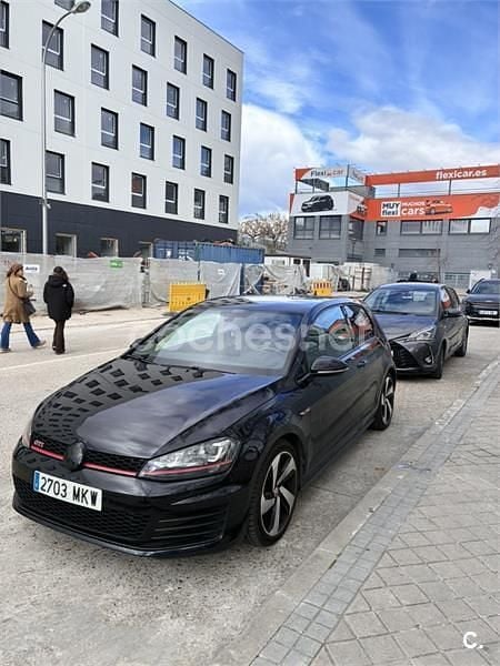 Usado VW Golf VII GTI 220 CV (161 kW) 2017 Negro Berlina