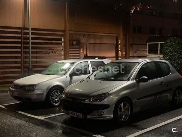 Usado VW Golf IV GTI 150 CV (110 kW) 2002 Gris / plata Berlina