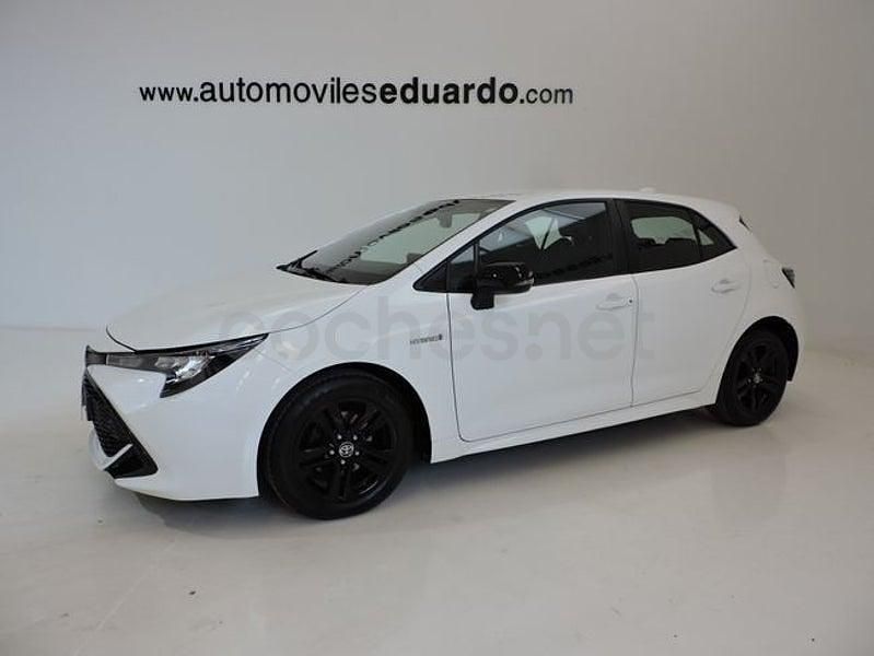 Usado Toyota Corolla Active 122 CV (89 kW) 2021 Blanco Berlina