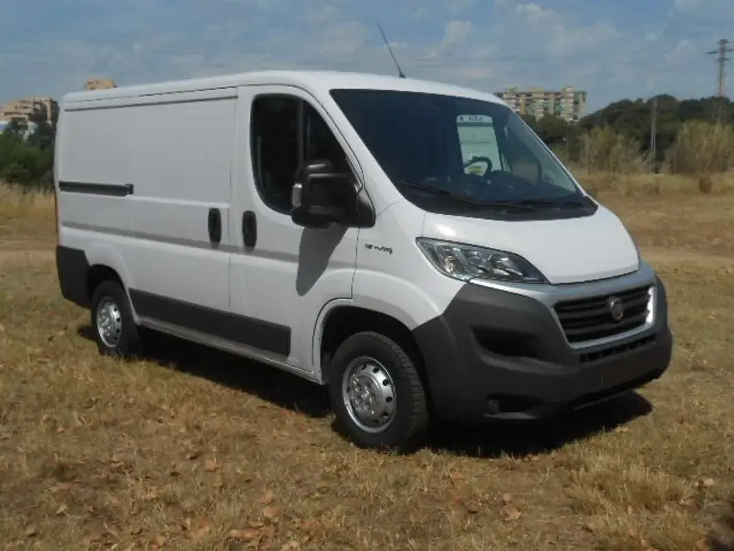 Usado Fiat Ducato 129 CV (94 kW) 2019 Blanco Van