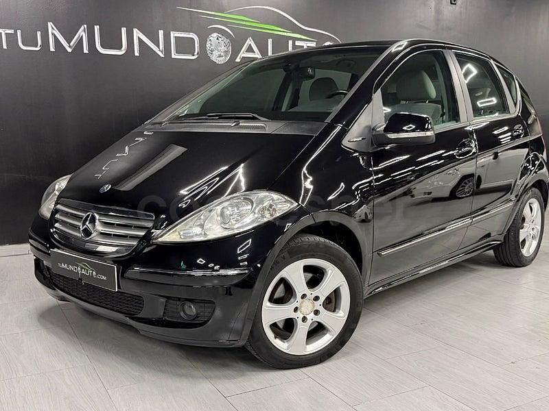 Usado Mercedes A200 Avantgarde 140 CV (102 kW) 2009 Negro Monovolumen