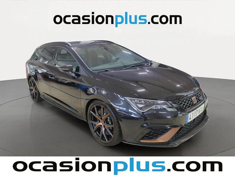 Usado Seat Leon ST 4Drive 300 CV (220 kW) 2019 Negro Familiar