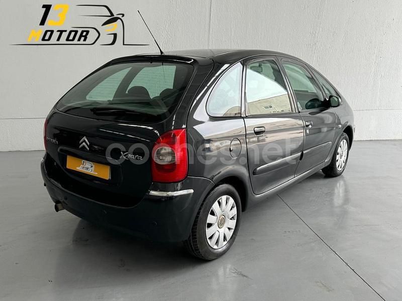 Usado Citroën Xsara Picasso Exclusive 92 CV (67 kW) 2007 Negro Monovolumen