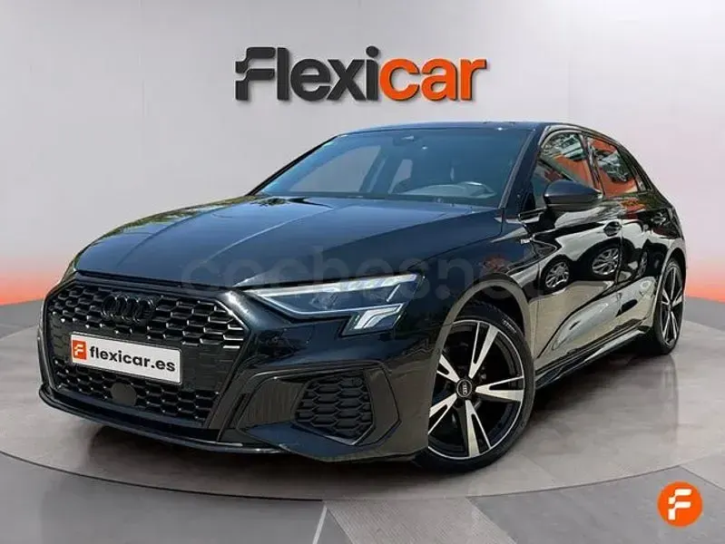 Usado Audi A3 150 CV (110 kW) 2021 Negro Berlina