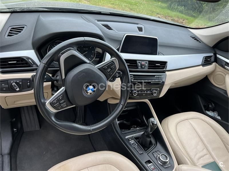 Używany BMW X1 150 KM (110 kW) 2018 Beżowy SUV