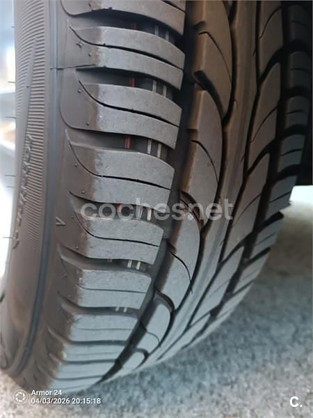 Usado Ford Fusion 68 CV (50 kW) 2004 Negro Utilitario