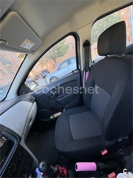 Usado Dacia Sandero Ambiance 75 CV (55 kW) 2012 Azul Berlina