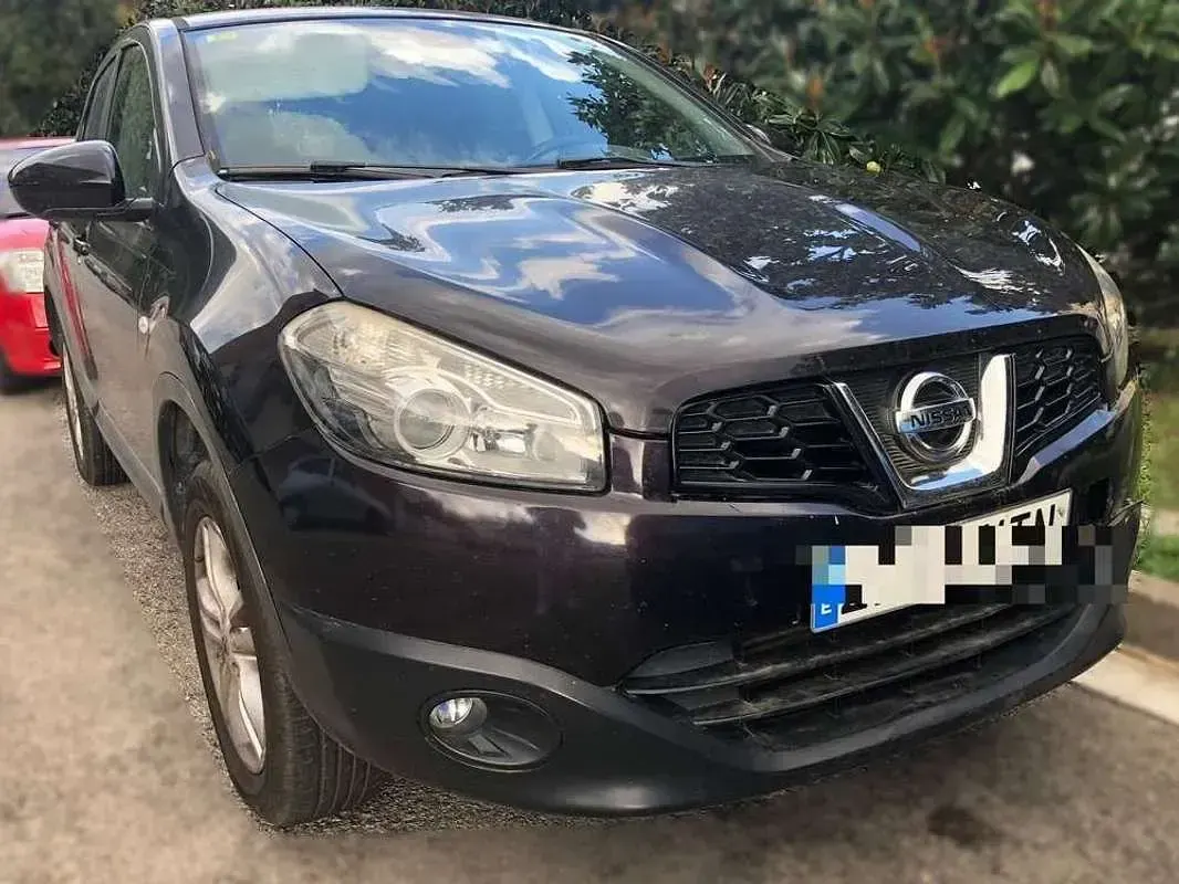 Begagnad Nissan Qashqai Acenta 116 HK (85 kW) 2011 Svart SUV