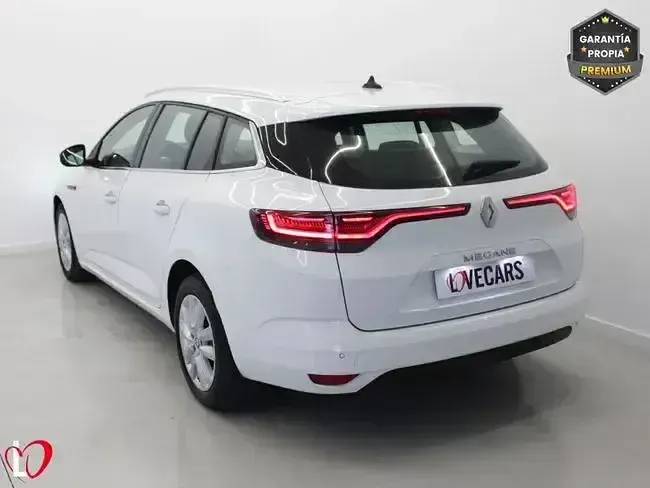 Usado Renault Mégane II Business 115 CV (84 kW) 2022 Blanco Berlina
