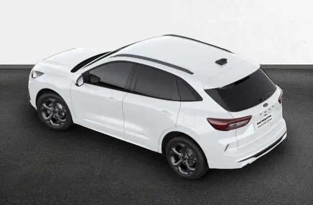 Usado Ford Kuga ST-Line 150 HP (110 kW) 2024 Branco SUV