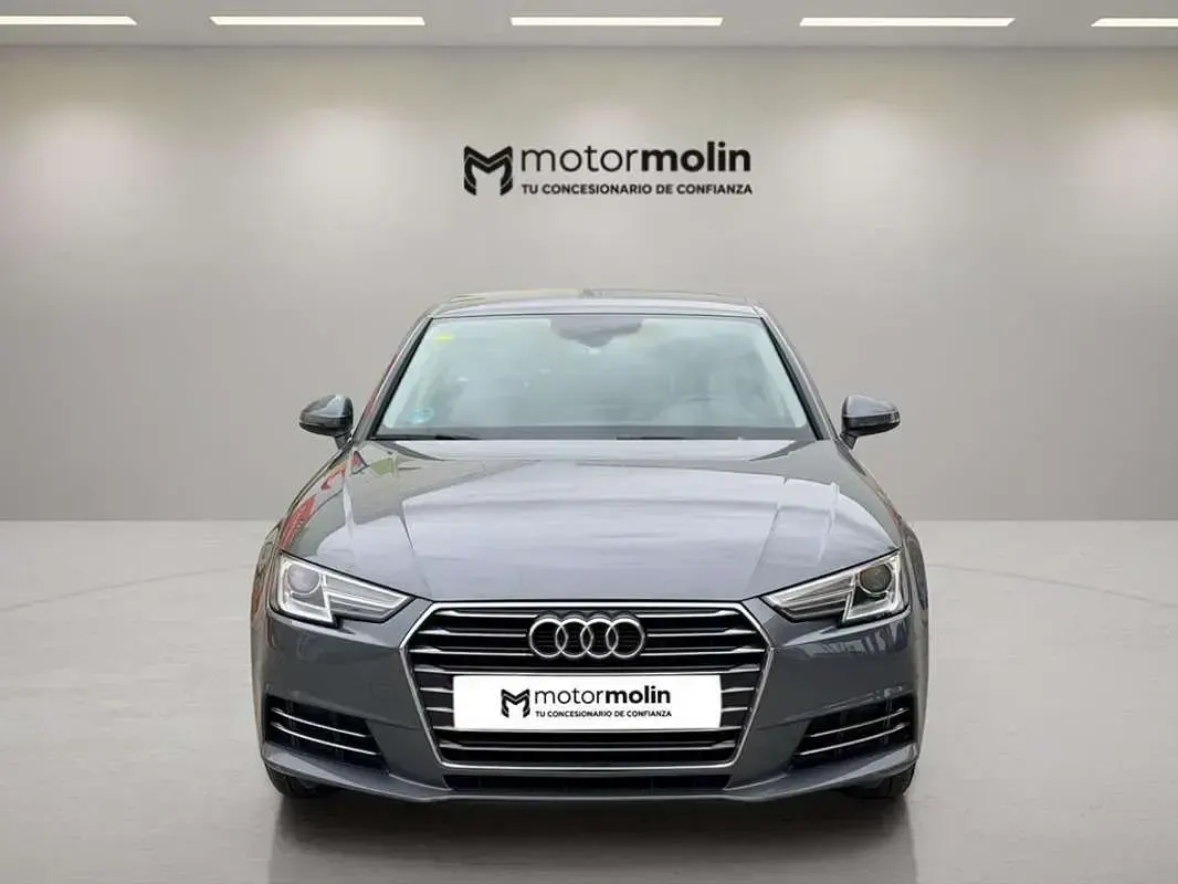 Usado Audi A4 Design 150 CV (110 kW) 2016 Gris Berlina