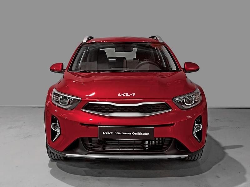 Usado Kia Stonic 100 CV (73 kW) 2024 Clear white (ud) SUV