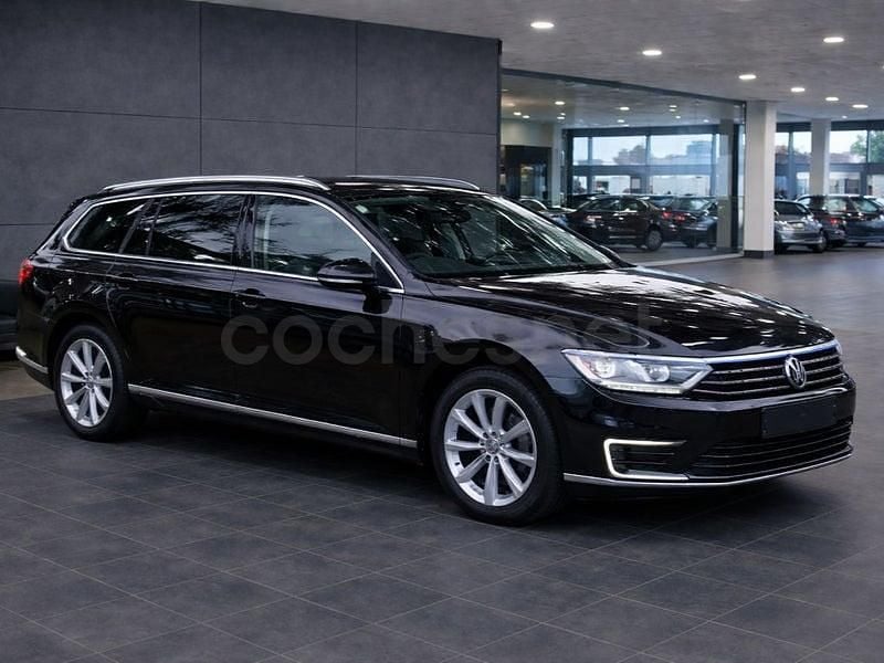 Usado VW Passat GTE 218 CV (160 kW) 2017 Negro Familiar