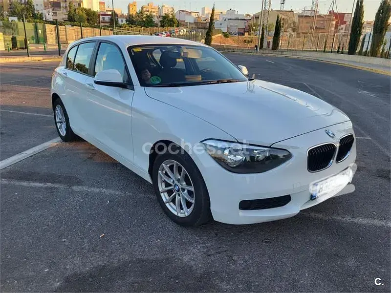 Usado BMW 116 136 CV (100 kW) 2014 Blanco Utilitario