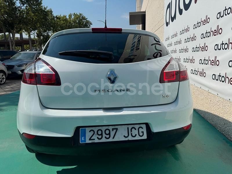 Usado Renault Mégane LIMITED 115 CV (84 kW) 2015 Blanco Berlina