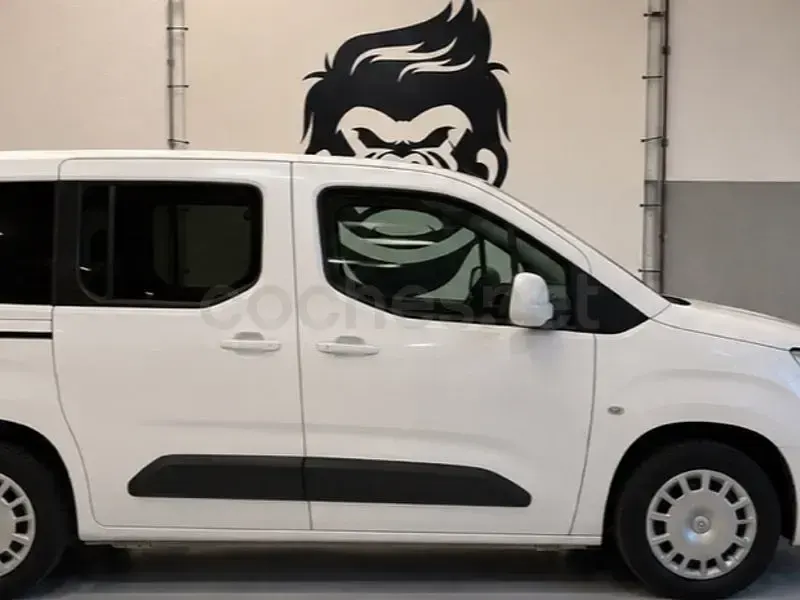 Usado Opel Combo Life Edition+ 110 CV (80 kW) 2020 Blanco Monovolumen