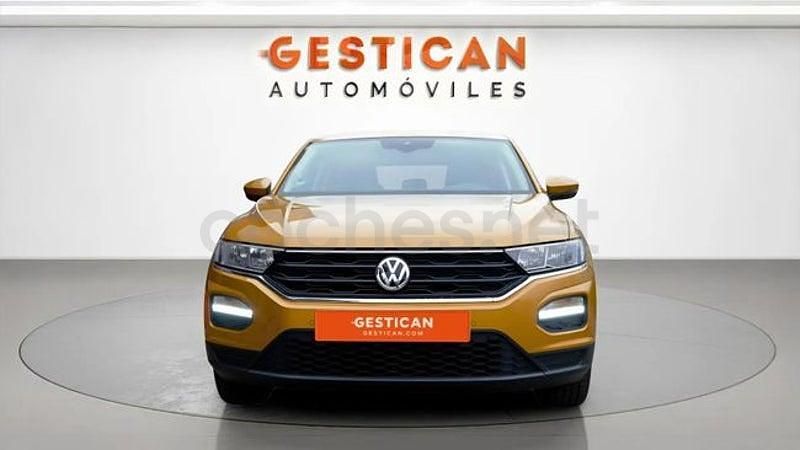 Usado VW T-Roc Advance 110 CV (80 kW) 2021 Amarillo SUV