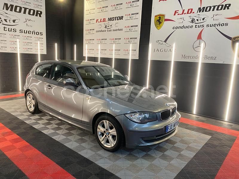 Gris / plata Usado 2013 BMW 118 Utilitario | 8999 € (Buen precio) - Imagen 1/4