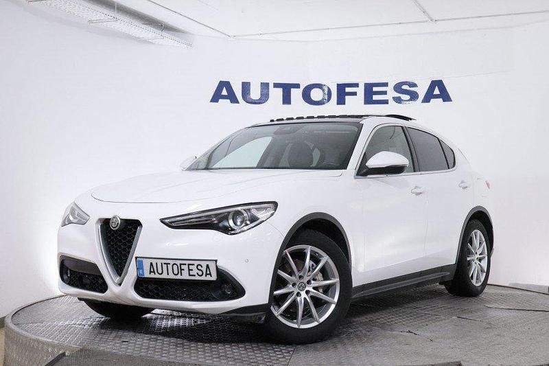 Blanco Usado 2019 Alfa Romeo Stelvio Executive SUV | 19.750 € (Buen precio) - Imagen 1/4
