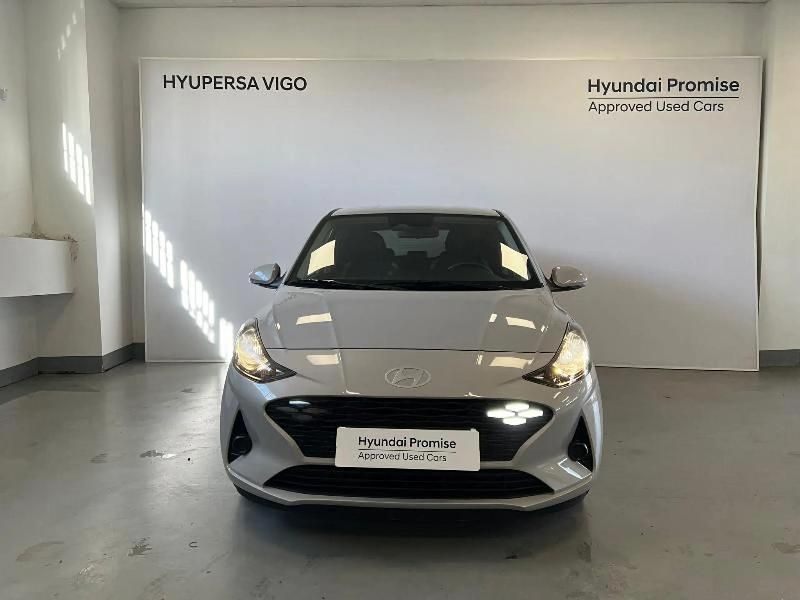 Nuevo Hyundai i10 63 CV (46 kW) 2025 Gris/plata Utilitario