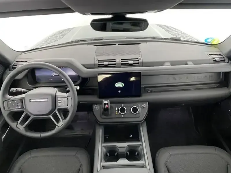 Usado Land Rover Defender SE Dynamic 249 CV (183 kW) 2025 Gris SUV