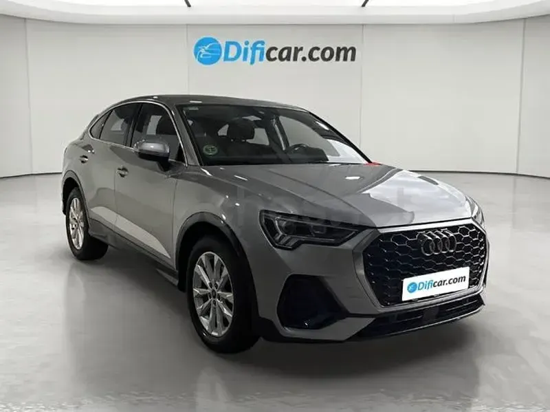 Usado Audi Q3 S-Line 150 CV (110 kW) 2021 Gris / plata SUV