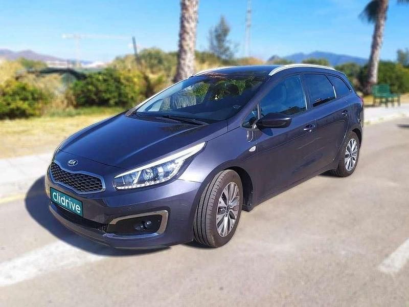 Usado Kia Ceed Sportswagon 120 CV (88 kW) 2018 Gris Familiar