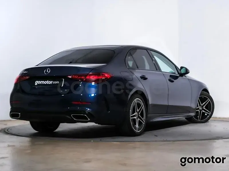 Usado Mercedes C200 163 CV (119 kW) 2025 Azul Berlina