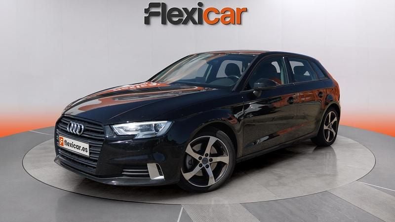 Usado Audi A3 Design 190 CV (139 kW) 2018 Negro Berlina