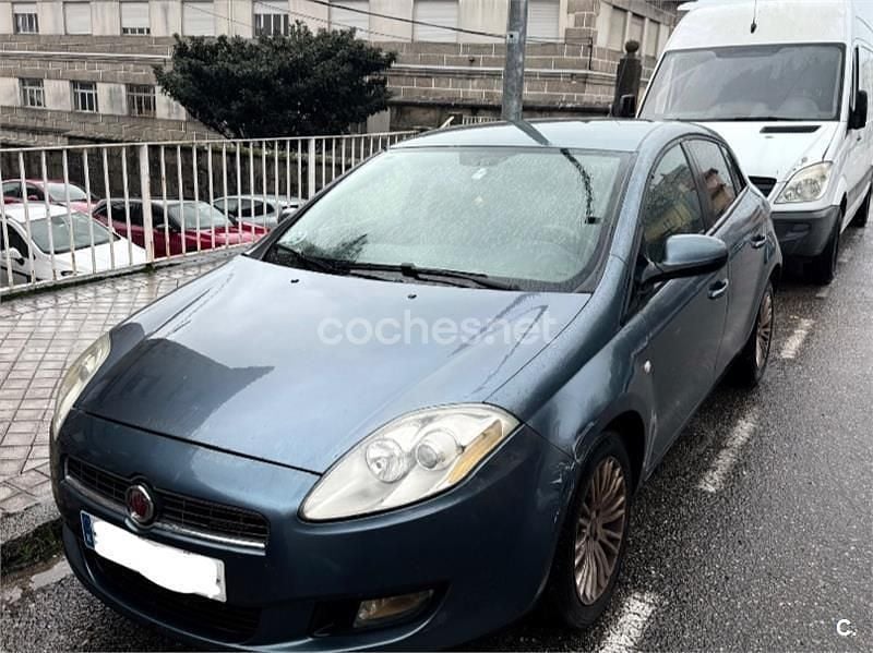 Usado Fiat Bravo Active 120 CV (88 kW) 2007 Azul Utilitario