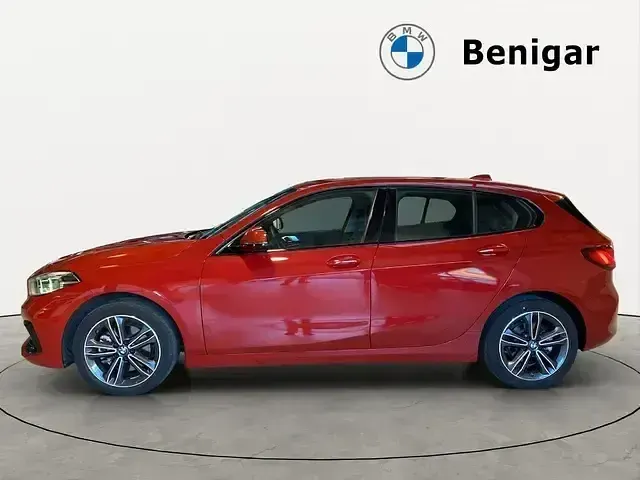 Usado BMW 116 Comfort Edition 116 HP (85 kW) 2021 Vermelho Citadino