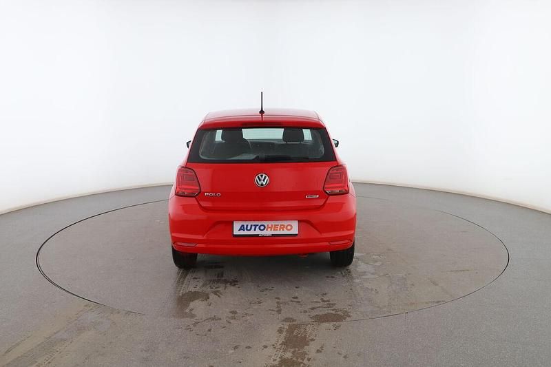 Usado VW Polo Edition 60 CV (44 kW) 2014 Rojo Utilitario