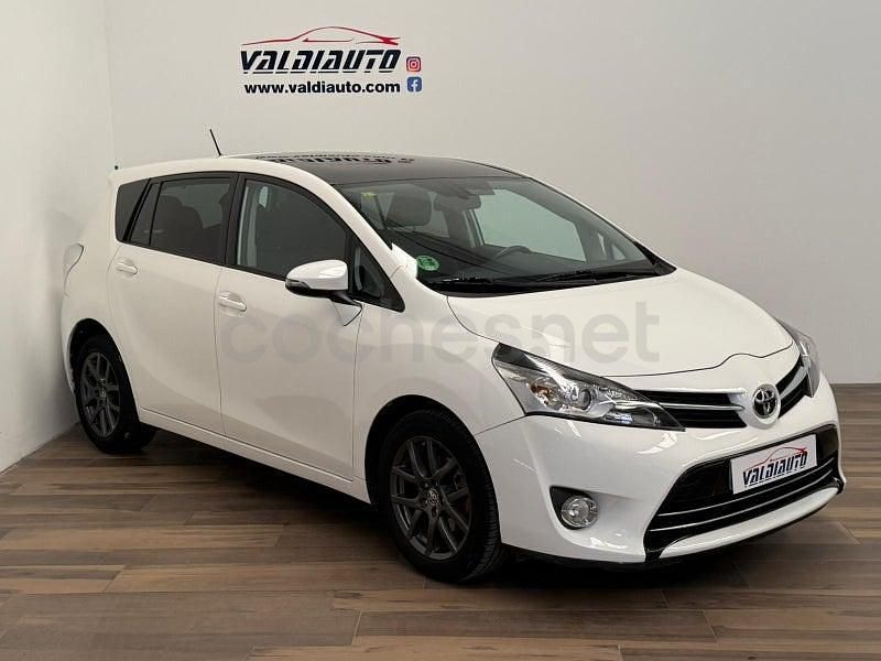 Usado Toyota Verso Advance 147 CV (108 kW) 2016 Blanco Monovolumen