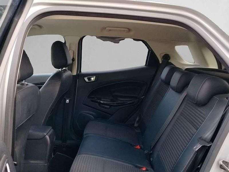 Usado Ford Ecosport Trend 125 CV (91 kW) 2019 Gris SUV