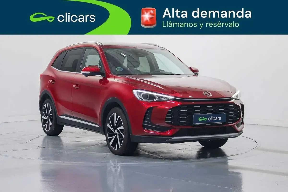 Usado MG ZS Luxury 102 CV (75 kW) 2025 Rojo SUV
