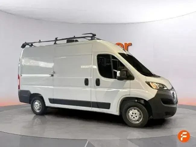 Usado Peugeot Boxer 140 CV (102 kW) 2022 Blanco Van