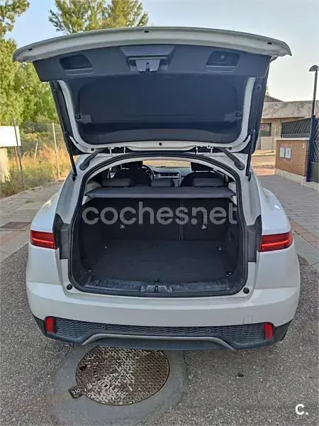 Usado Jaguar E-Pace 150 CV (110 kW) 2019 Blanco SUV
