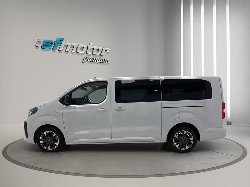 Usado Opel Zafira Life 178 CV (130 kW) 2024 Blanco Monovolumen