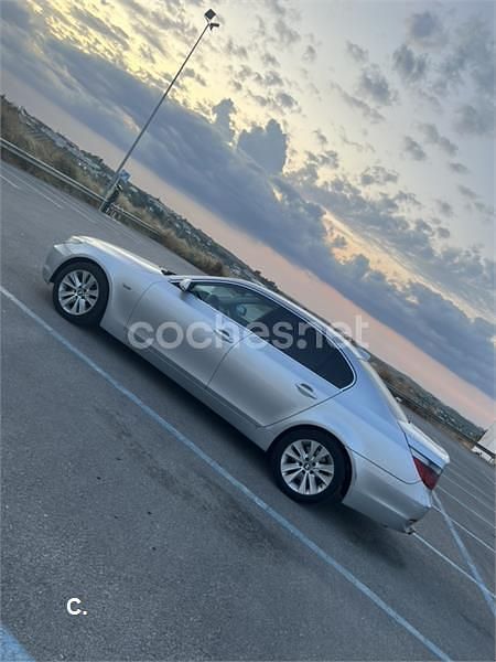 Usado BMW 520 163 CV (119 kW) 2006 Gris / plata Berlina