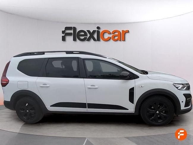 Usado Dacia Jogger Extreme 100 CV (73 kW) 2022 Blanco Monovolumen