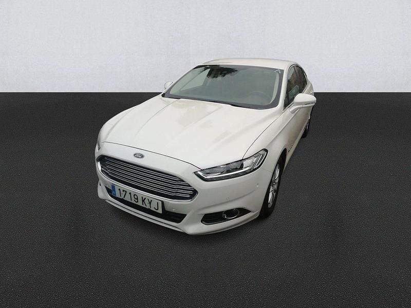 Blanco Usado 2019 Ford Mondeo Titanium Berlina | 18.000 € (Precio justo) - Imagen 1/4